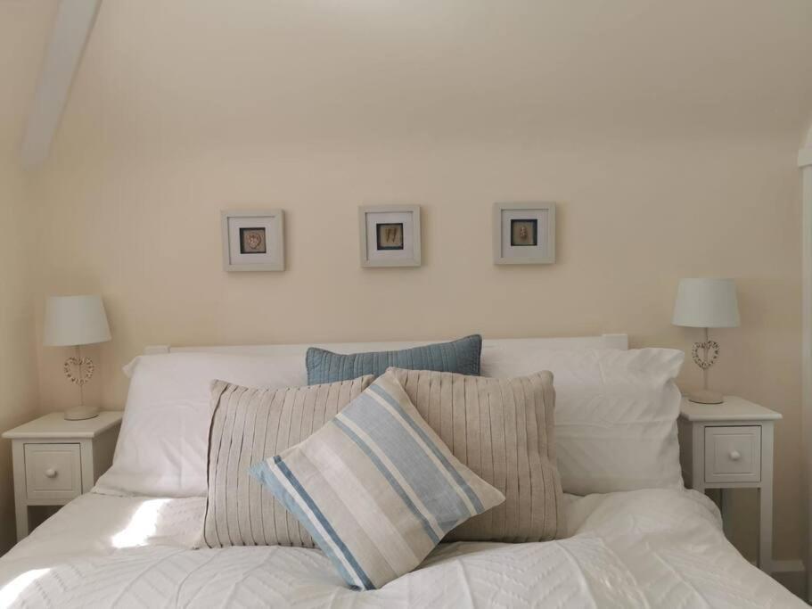 Beautiful Gate House A 4 Minute Walk From Beach Bognor Regis Exterior foto